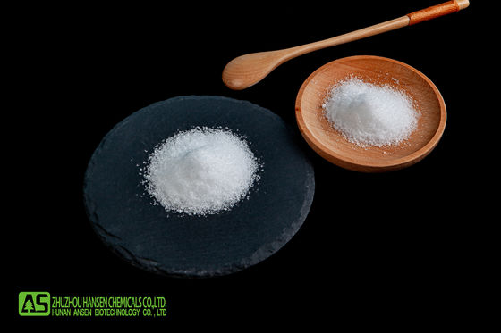 Voedingssupplement MSM Methylsulfonylmethane met een moleculair gewicht van 94,13 g/mol voor honden